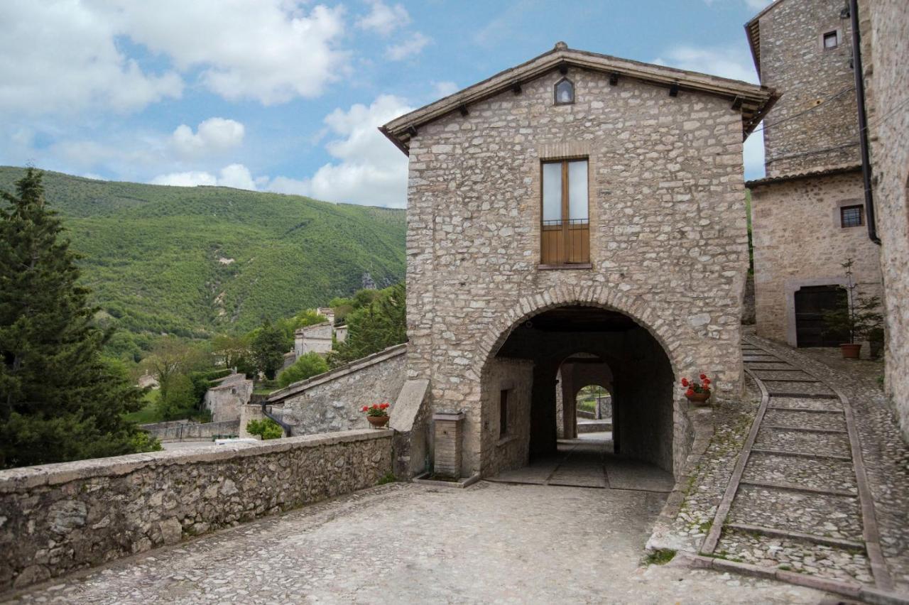 Il Tripode - Le Dimore Del Bordone Vallo di Nera Экстерьер фото